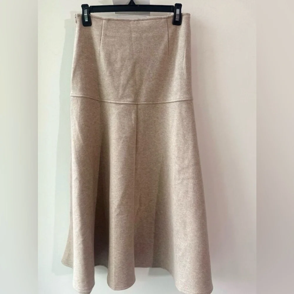 OGL Beige Knit Midi Skirt XS Waist 14” Length 33” | 203